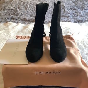 Stuart Weitzman booties, SZ: 6